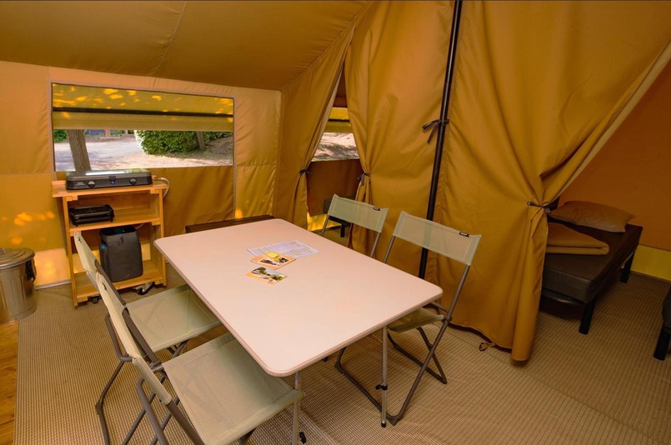 Hotel Camping Onlycamp Les Berges De L'Yonne Coulanges-sur-Yonne Zewnętrze zdjęcie